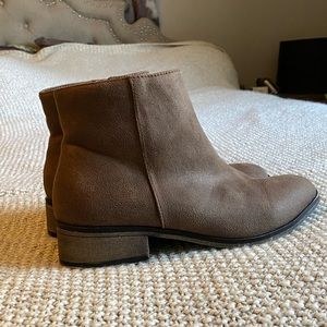 Woman’s booties